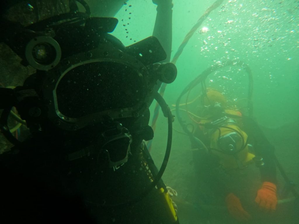 Reparación del anillo de la toma de aspiración en planta BASF TGN - Mar de Fons Marine Services
