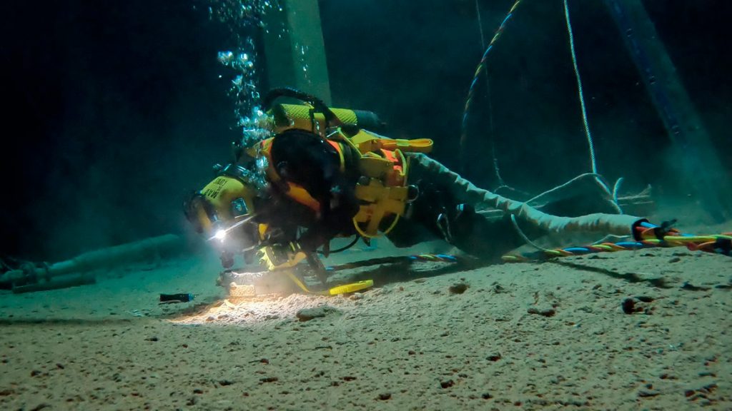 Mantenimiento y reparación en depósito de agua potable - Mar de Fons